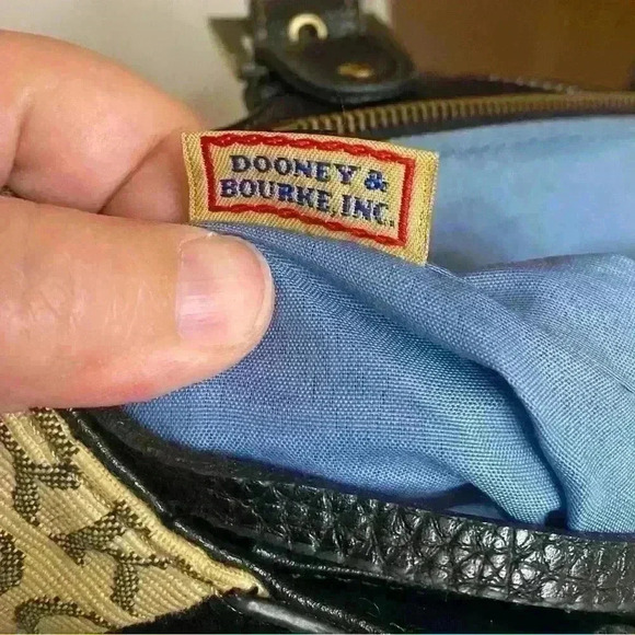 Dooney & Bourke Vintage Signature Canvas Print Small Soft Satchel Shoulder Bag - Picture 8 of 16